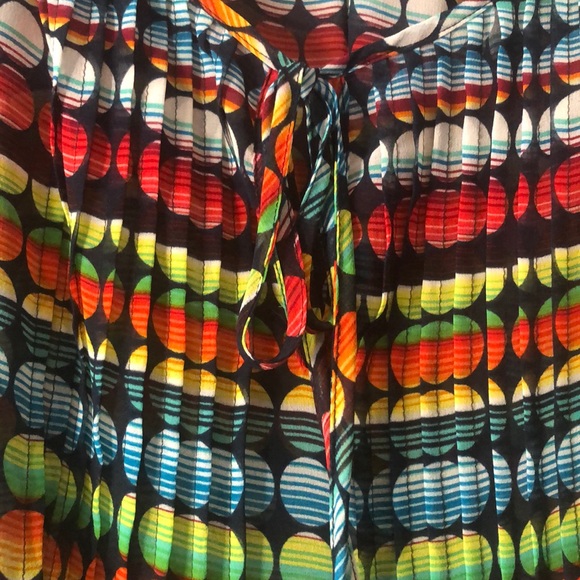 Nordstrom brand multi color new blouse - Picture 2 of 3